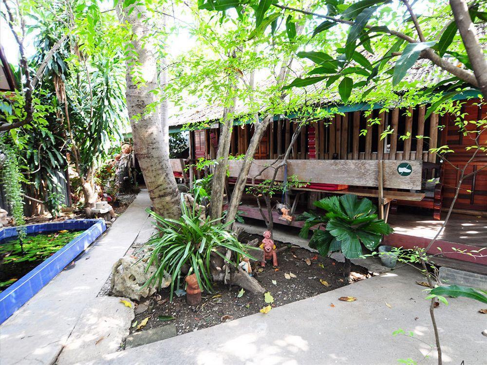 Sukhothai Guest House Екстер'єр фото