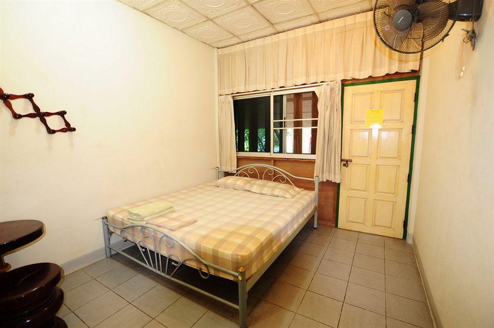 Sukhothai Guest House Екстер'єр фото