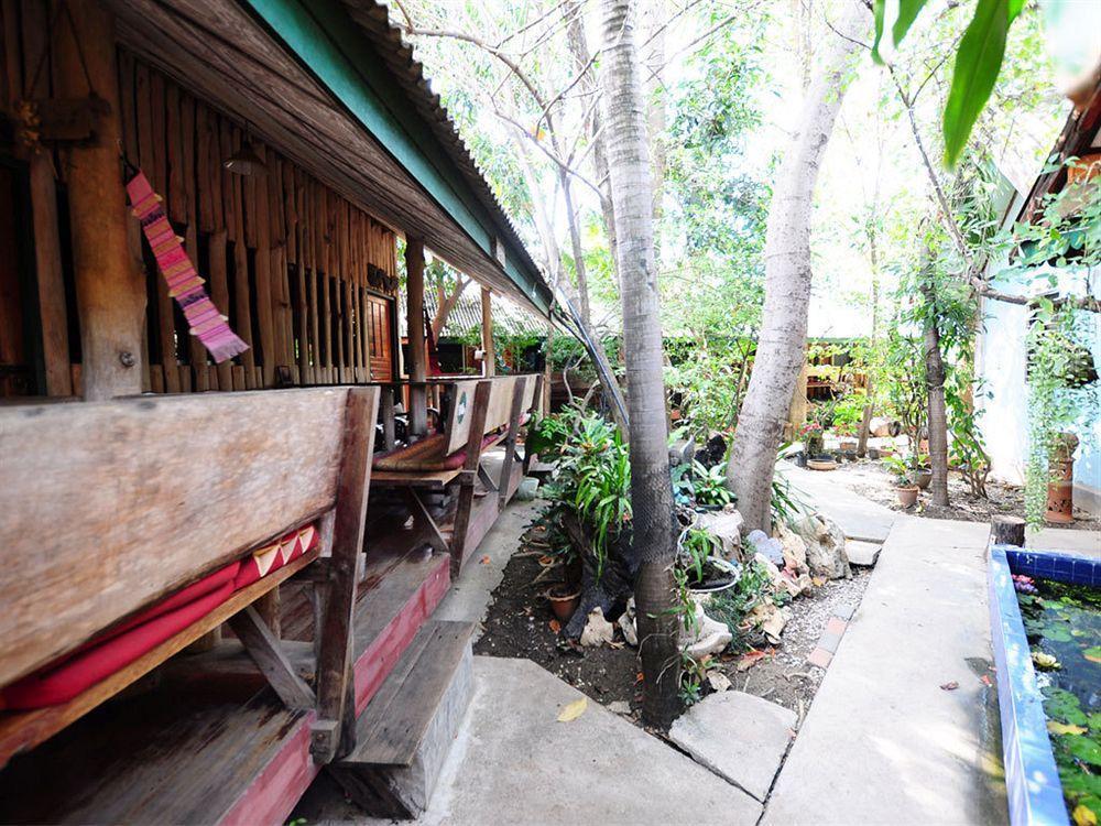 Sukhothai Guest House Екстер'єр фото