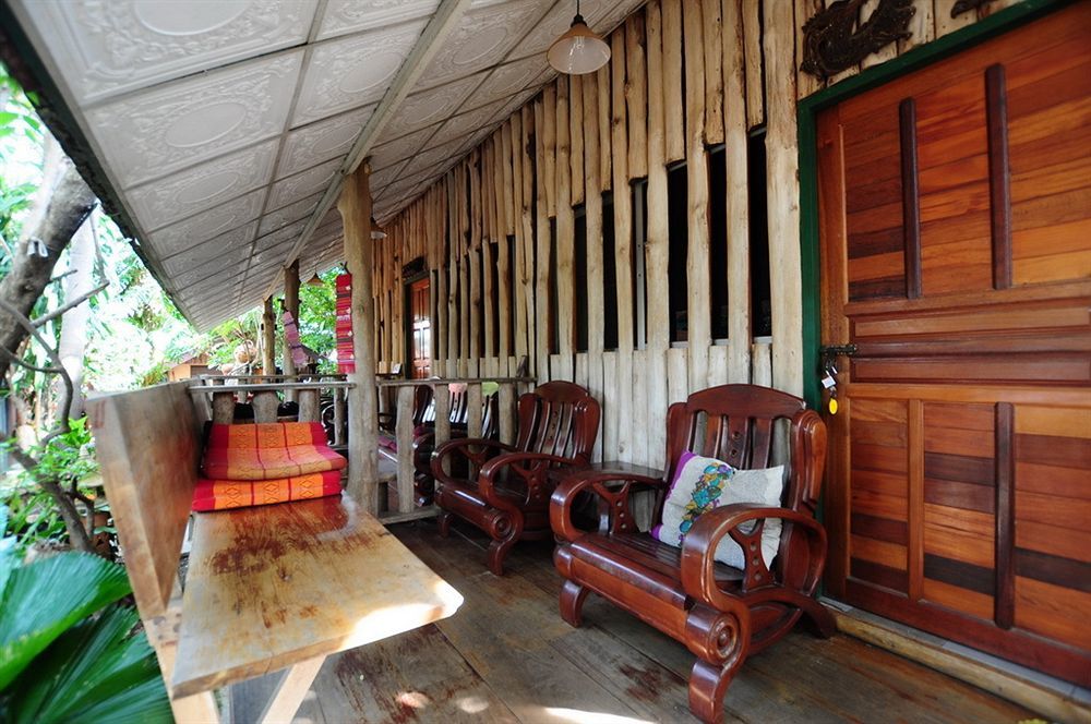 Sukhothai Guest House Екстер'єр фото