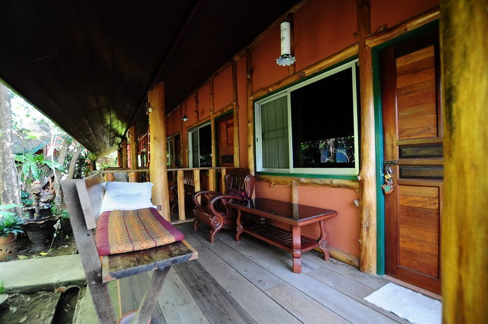 Sukhothai Guest House Екстер'єр фото